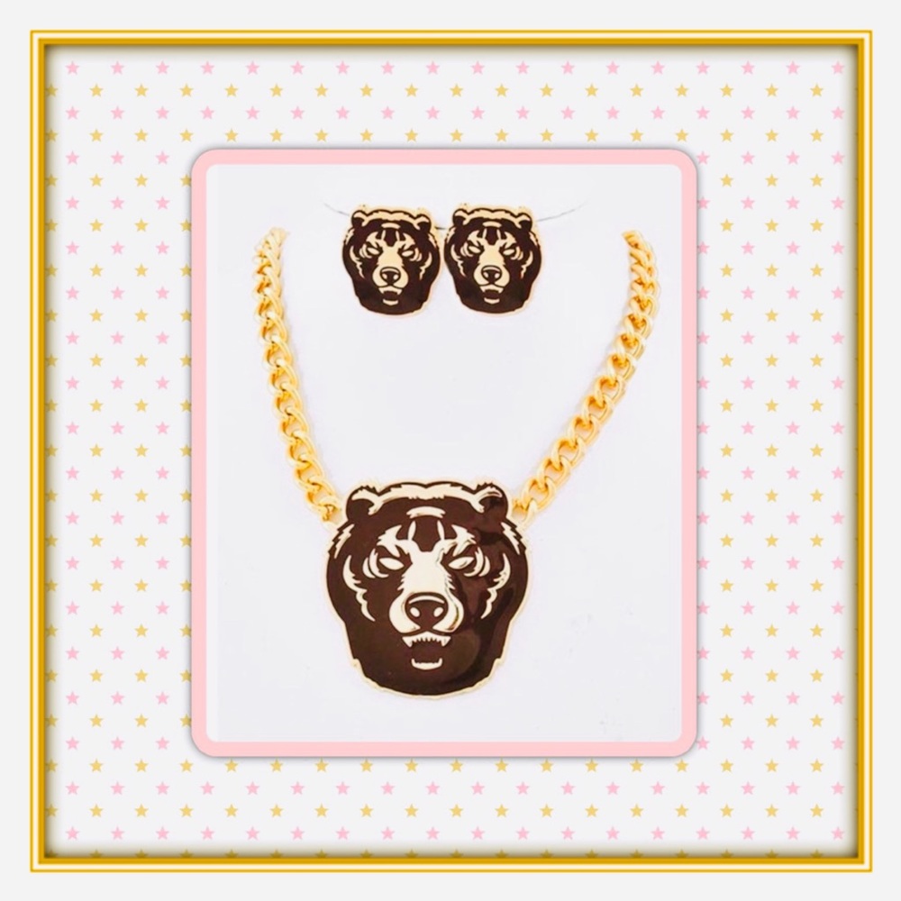 🛍New Smokey The Bear 🐻 Necklace Set🛍